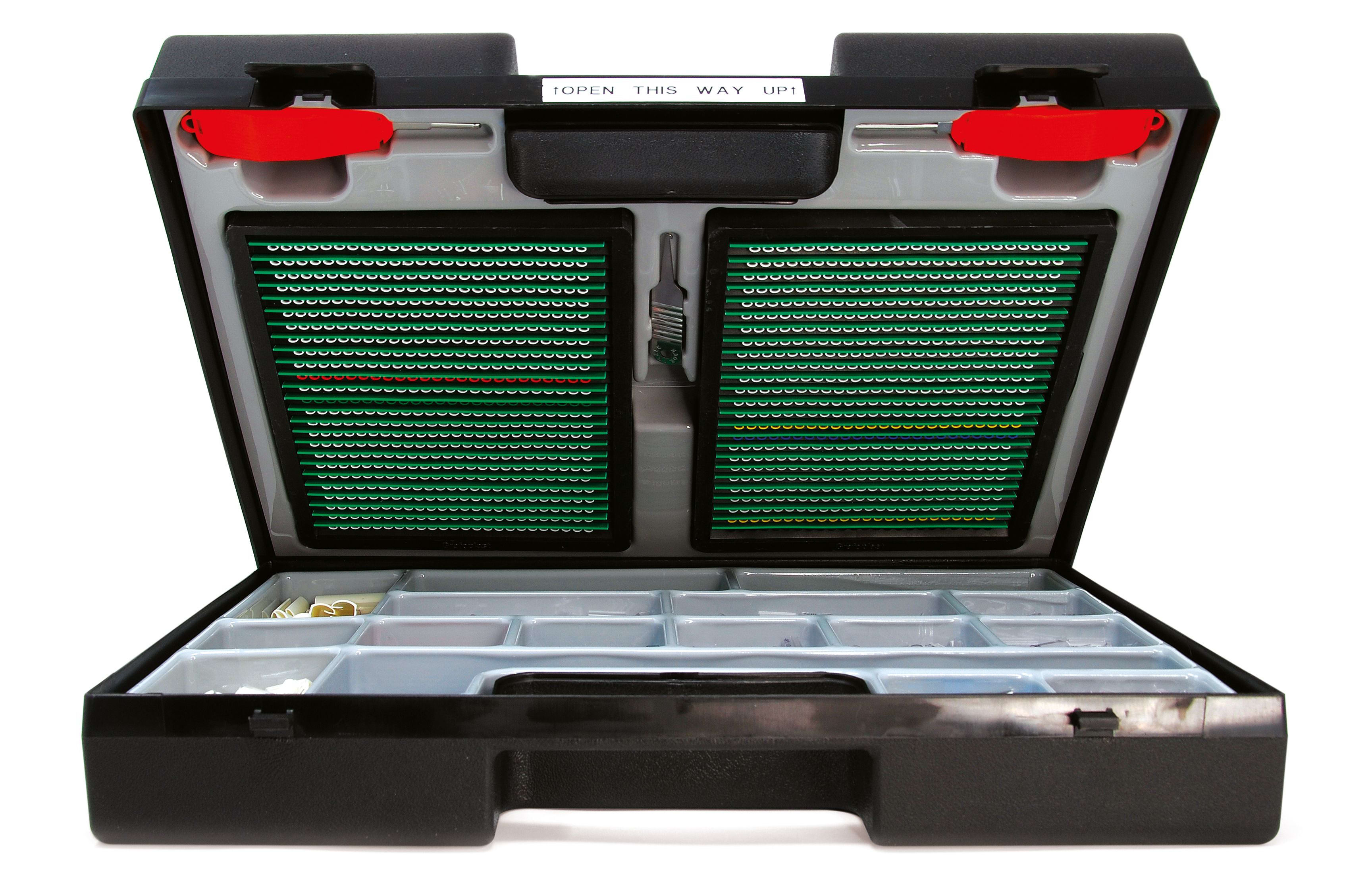 GRAFOPLAST SRL - GRA050C/04 TRASP CASE CON ASSORTIMENTO PRODOTTI S.P