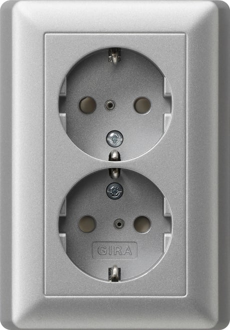 GIRA - GGI078326 SCHUKO 2f SH + Vollpl. System 55 F Alu