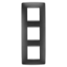 GEWISS - GEWGW16127VN PLACCA ONE INTERNATIONAL - IN TECNOPOLIMERO VERNICIATO - 2+2+2 POSTI VERTICALE - NERO SATINATO - CHORUSMART