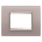 GEWISS - GEWGW16203GP PLACCA LUX - IN VETRO - 3 POSTI - GRIGIO PERLA - CORNICE BRONZO CHIARO OPACO - CHORUSMART