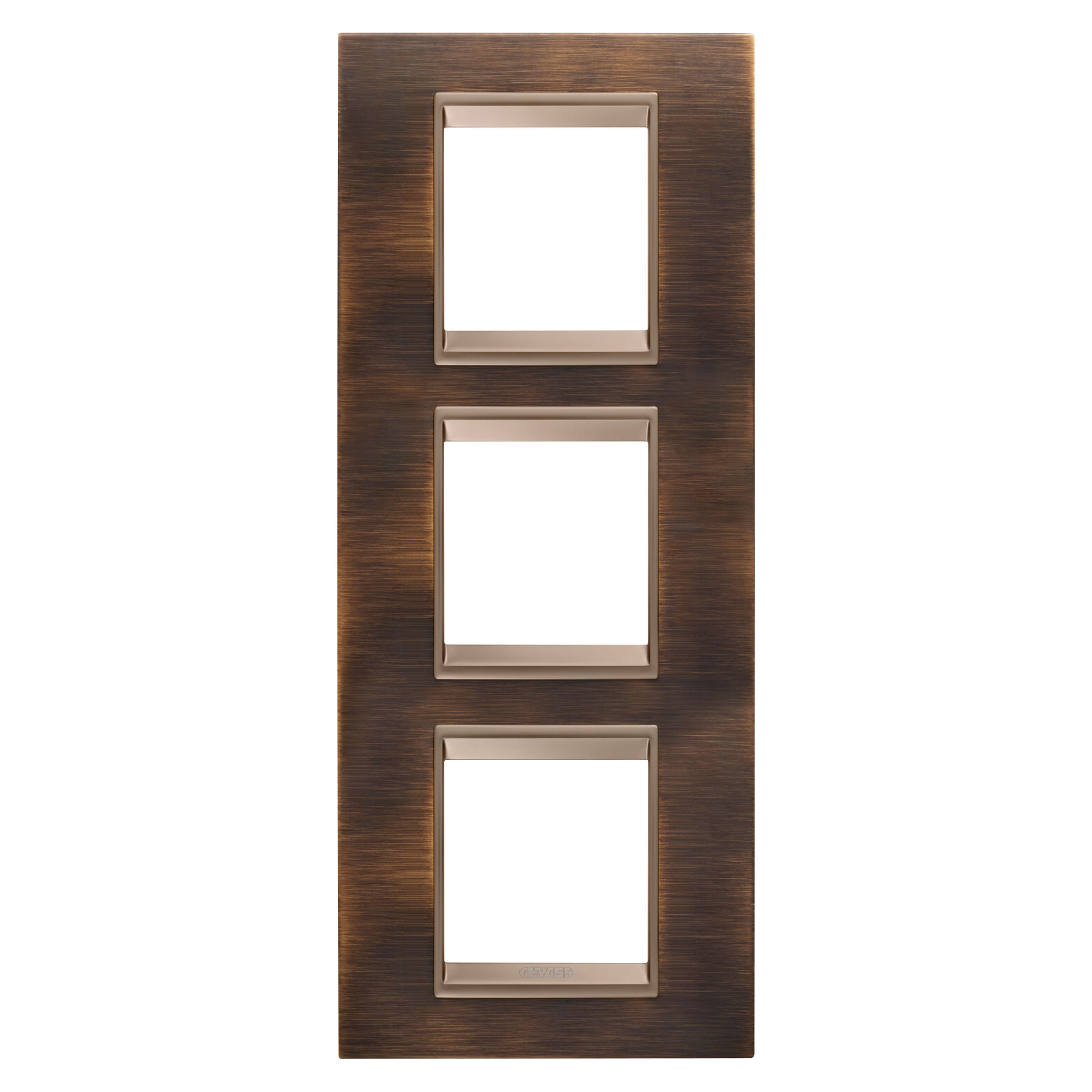 GEWISS - GEWGW16227XQ PLACCA LUX INTERNATIONAL - IN METALLO - 2+2+2 POSTI VERTICALE- OTTONE ANTICO - CORNICE BRONZO SCURO OPACO - CHORUSMART