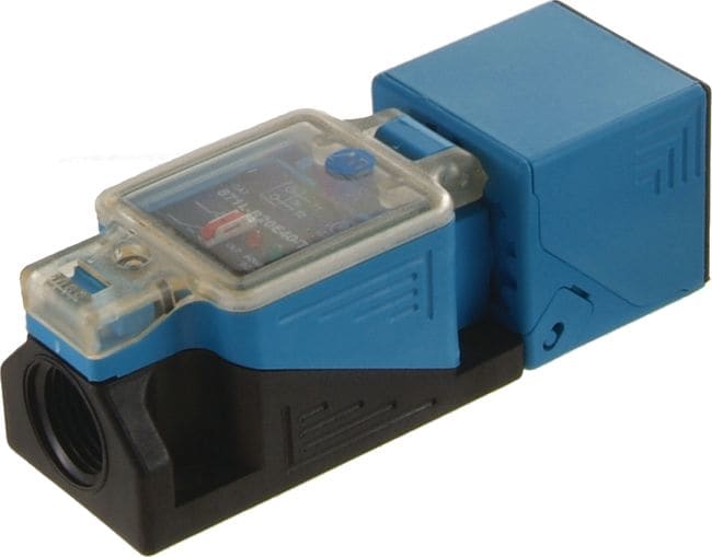 ROCKWELL AUTOMATION - RCK871L-B20E40-T2 INDUCTIVE SENSOR