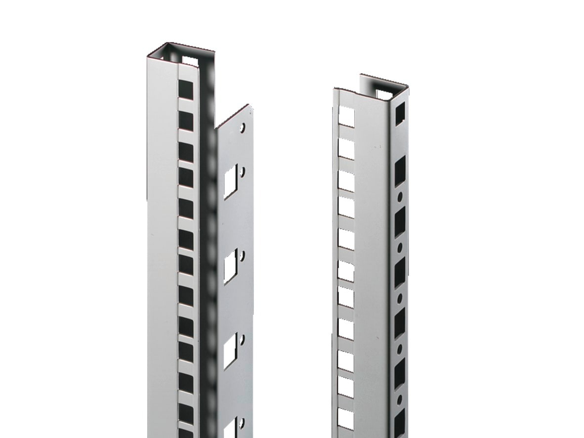 RITTAL SPA - RIT7688000 DK PROFILATI PORTANTI 19 24HE
