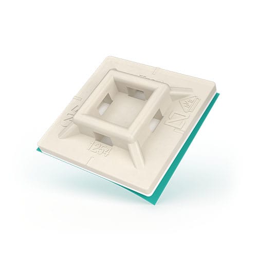 UNEX APARELLAJE ELEC - UNY1254 26 BASE ADESIVA NATURALE 19X19 PA66