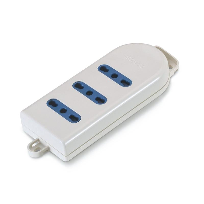 SCAME PARRE SPA - SCA160.220 PRESA TRIPLA 3 USCITE POLIV.