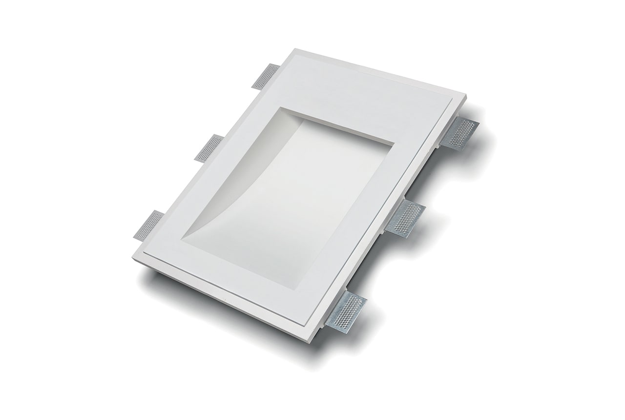 BELFIORE SRL - NVT2416C-3031 Lampada in CRISTALY con parte elettrica a LED a incasso a parete dal design moderno con luce orientata.