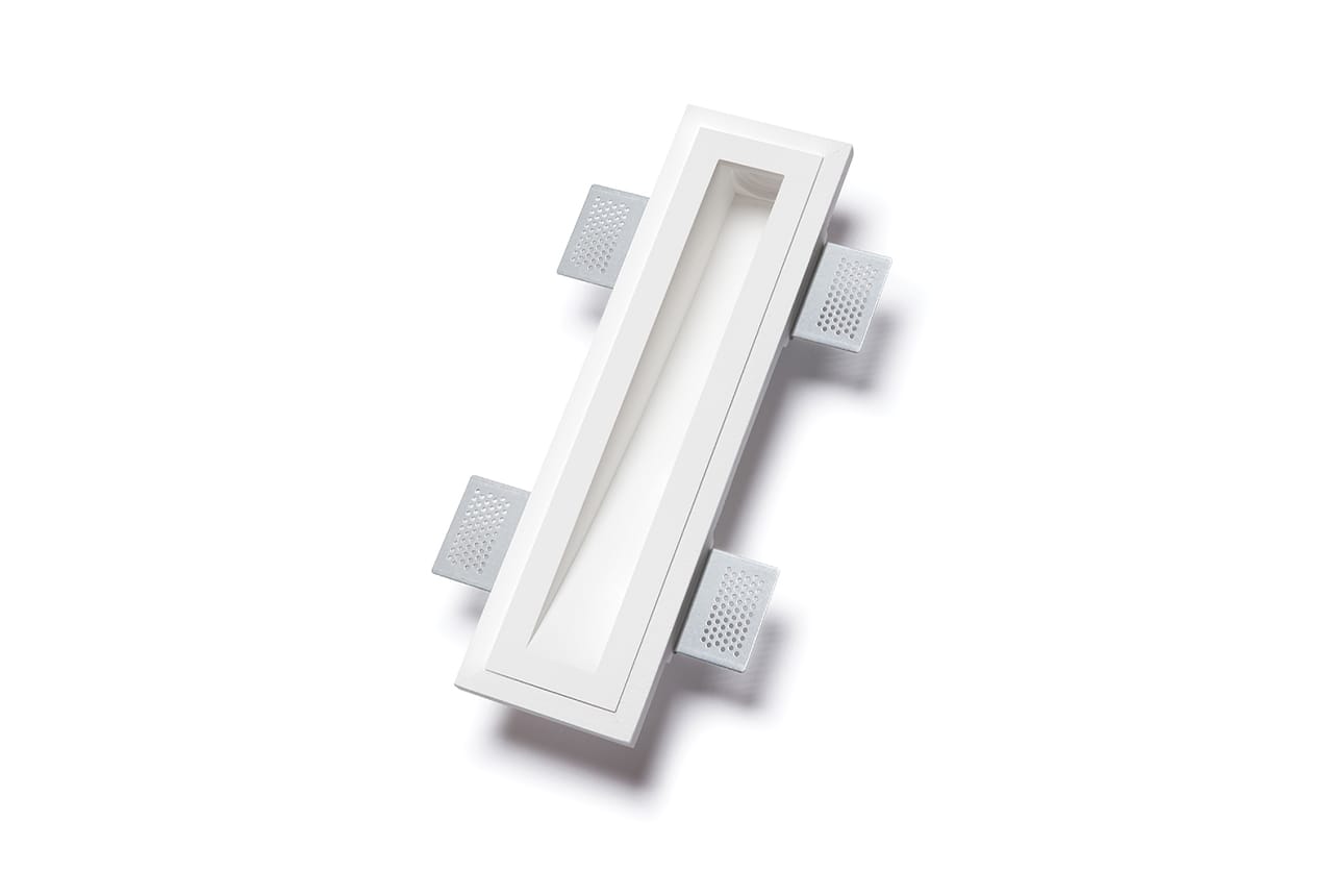 BELFIORE SRL - NVT2417-35 Lampada in CRISTALY con parte elettrica a LED a incasso a parete dal design moderno con luce orientata.