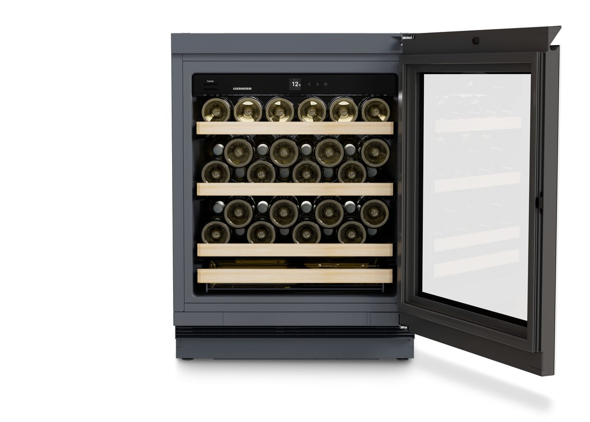 Liebherr - LIE994821651 FH+ Weintemperierschrank unt 1Z 4Abl 44F