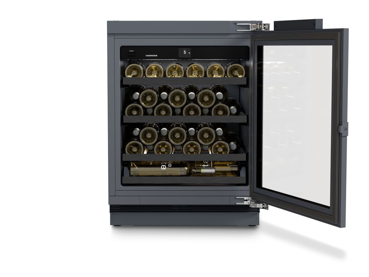 Liebherr - LIE994822551 FH+ Weintemperierschrank unt 1Z 4Abl. 44