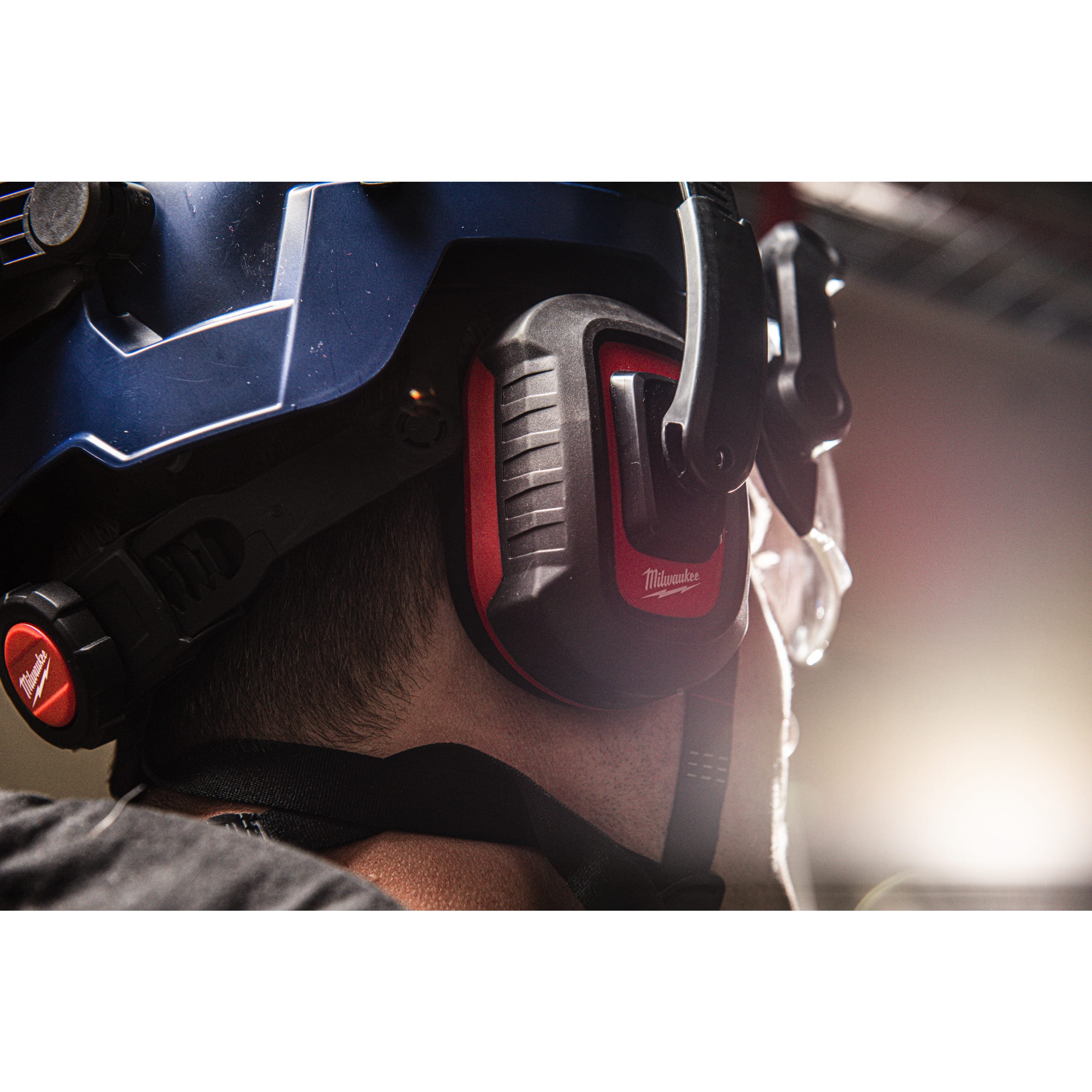 MILWAUKEE - AEG - COP4932478878 CUFFIE ANTIRUMORE BOLT LP 30 DB - 1PZ