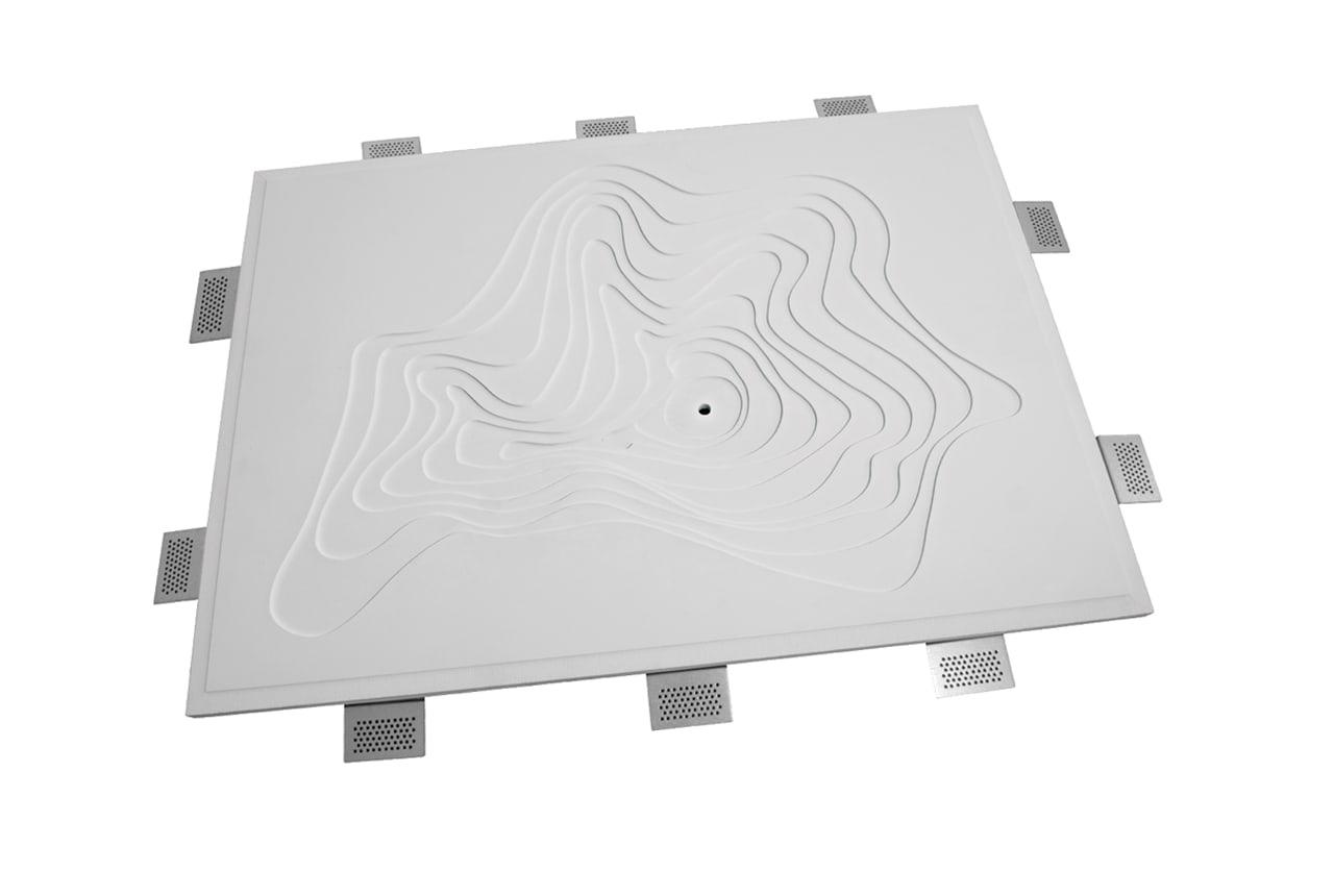 BELFIORE SRL - NVT5516A-00 Cima non è un rosone, è una scultura che nel suo design di isoipse richiama e rende omaggio al Monte Grappa.