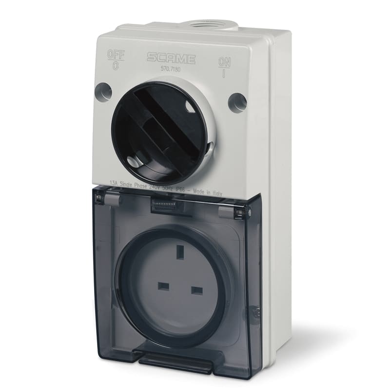 SCAME PARRE SPA - SCA570.7180 PRESA BS1363 CON INTERRUTORE