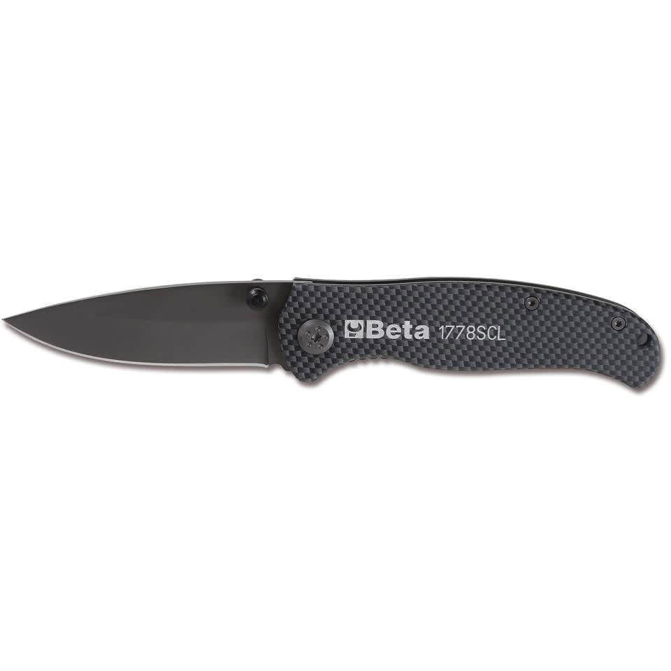 BM SPA - BMM017780089 Coltello a serramanico con finitura soft carbon look lama in acciaio temprato • in astuccio