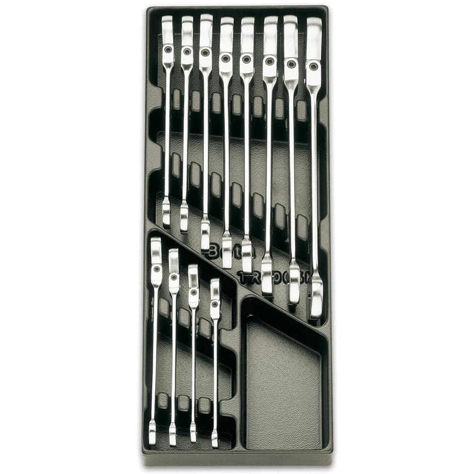 BM SPA - BMM024240046 Termoformato rigido con assortimento di utensili