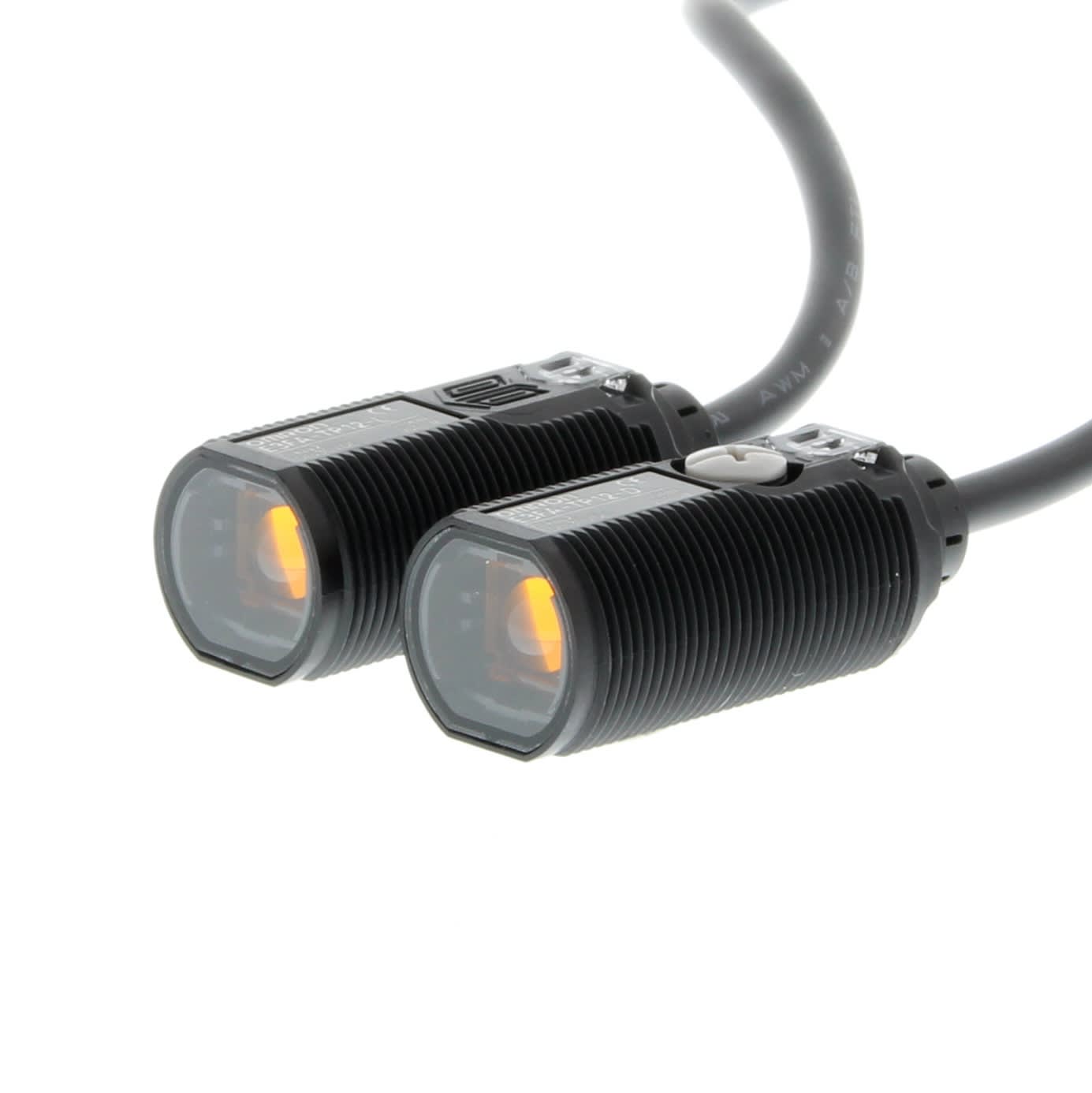 OMRON - OMRE3FATP122M SENSORE- M18 PLAS. SBAR.15M IR PNP CAVO