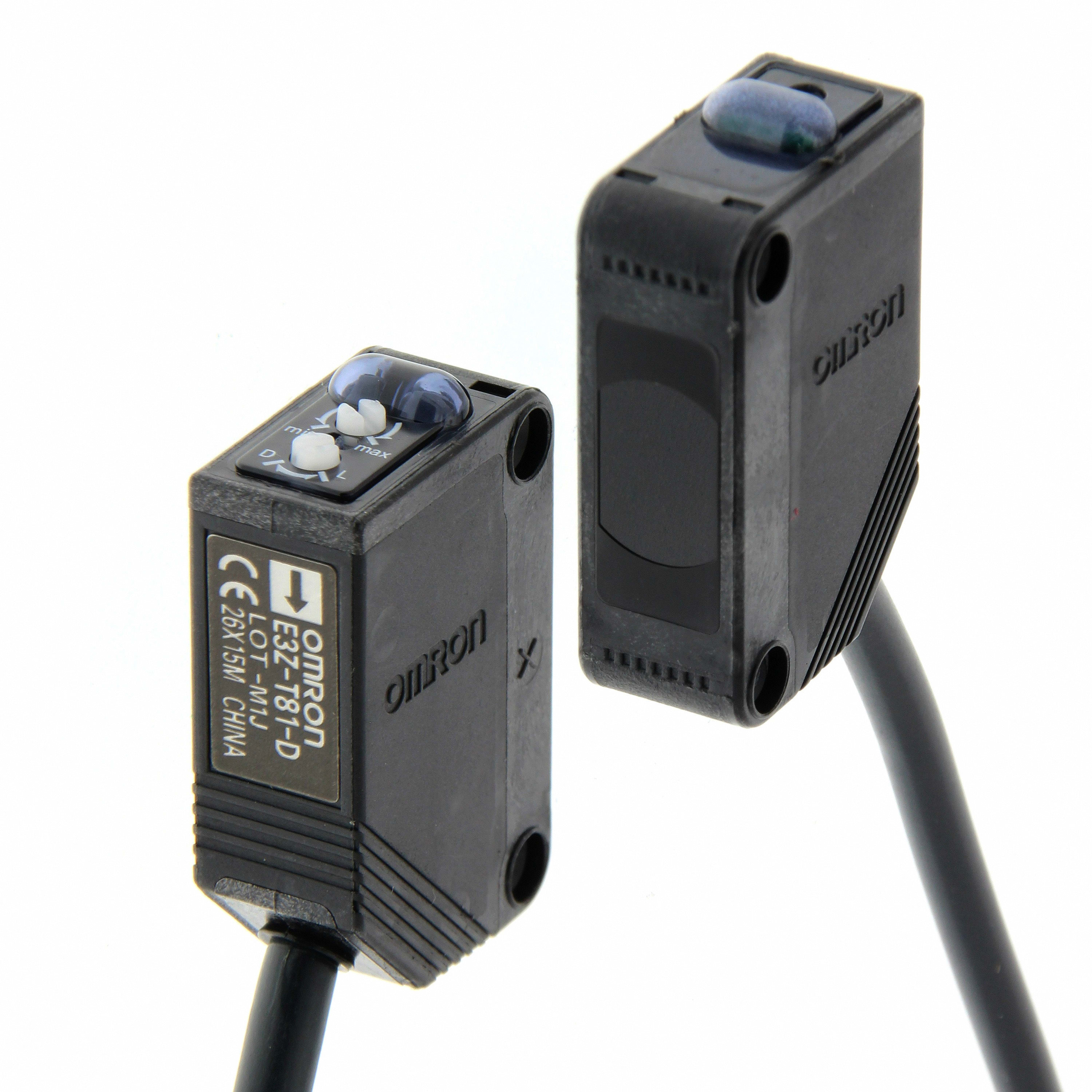 OMRON - OMRE3ZT815MOMS-2415 SENSORE- MIN.SBARRAMENTO 15M PNP CAVO5M