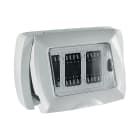 ELETTROCANALI SRL - ETNEC316G PLACCA AUTOPORTANTE IP55 3 POSTI GRIGIA