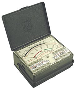 ELCART DISTRIBUTION - ERT092900000 MULTIMETRO ANALOGICO MOD.680R