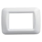GEWISS - GEWGW22503 PLACCA TOP SYSTEM - IN TECNOPOLIMERO FINITURA LUCIDA - 3 POSTI - BIANCO NUVOLA - SYSTEM
