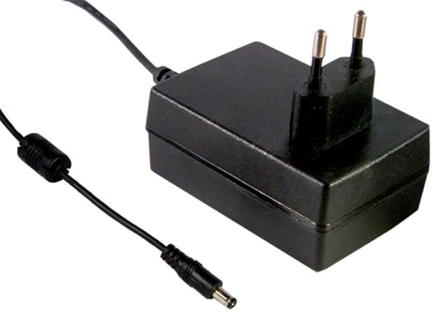 DIGIMAX SRL - DIXGST18E24-P1J ALIMENTATORE DA MURO EU 24V 18W 85-264V