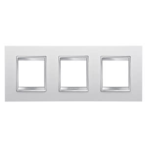 GEWISS - GEWGW16226TB PLACCA LUX INTERNATIONAL - IN TECNOPOLIMERO - 2+2+2 POSTI ORIZZONTALE - BIANCO - CHORUSMART