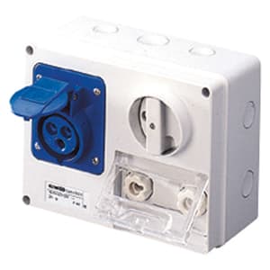 GEWISS - GEWGW66043 PRESA FISSA INTERBLOCCATA ORIZZONTALE - CON FONDO - CON BASE PORTAFUSIBILI - 3P+T 32A 480-500V - 50/60HZ 7H CBF - IP44