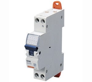 GEWISS - GEWGW90007 INTERRUTTORE MAGNETOTERMICO COMPATTO - MTC 45 - 1P CURVA C 16A - 1 MODULO