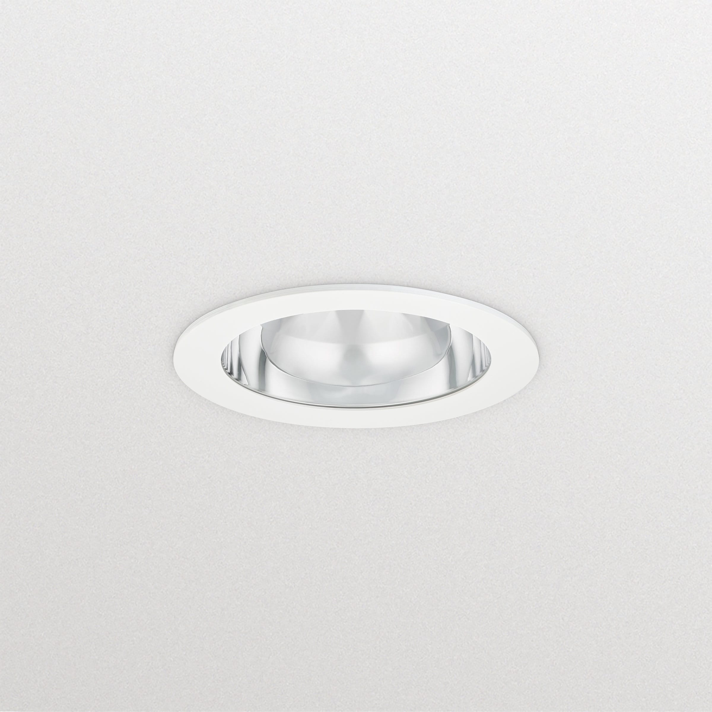 SIGNIFY ITALY SPA - PHA79319700 GreenSpace Downlight, 8.2 W, D150 mm, 1100 lm, 3000 K, Riflettore speculare C, IP20
