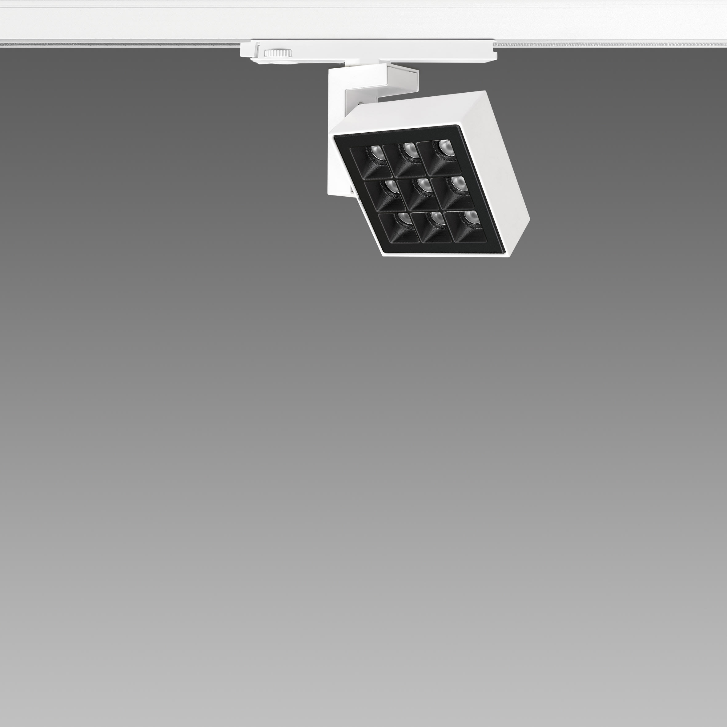 FOSNOVA - FOS2210303500 MATRIX Q9 1030 28W 4K 50 CLD NER DARK