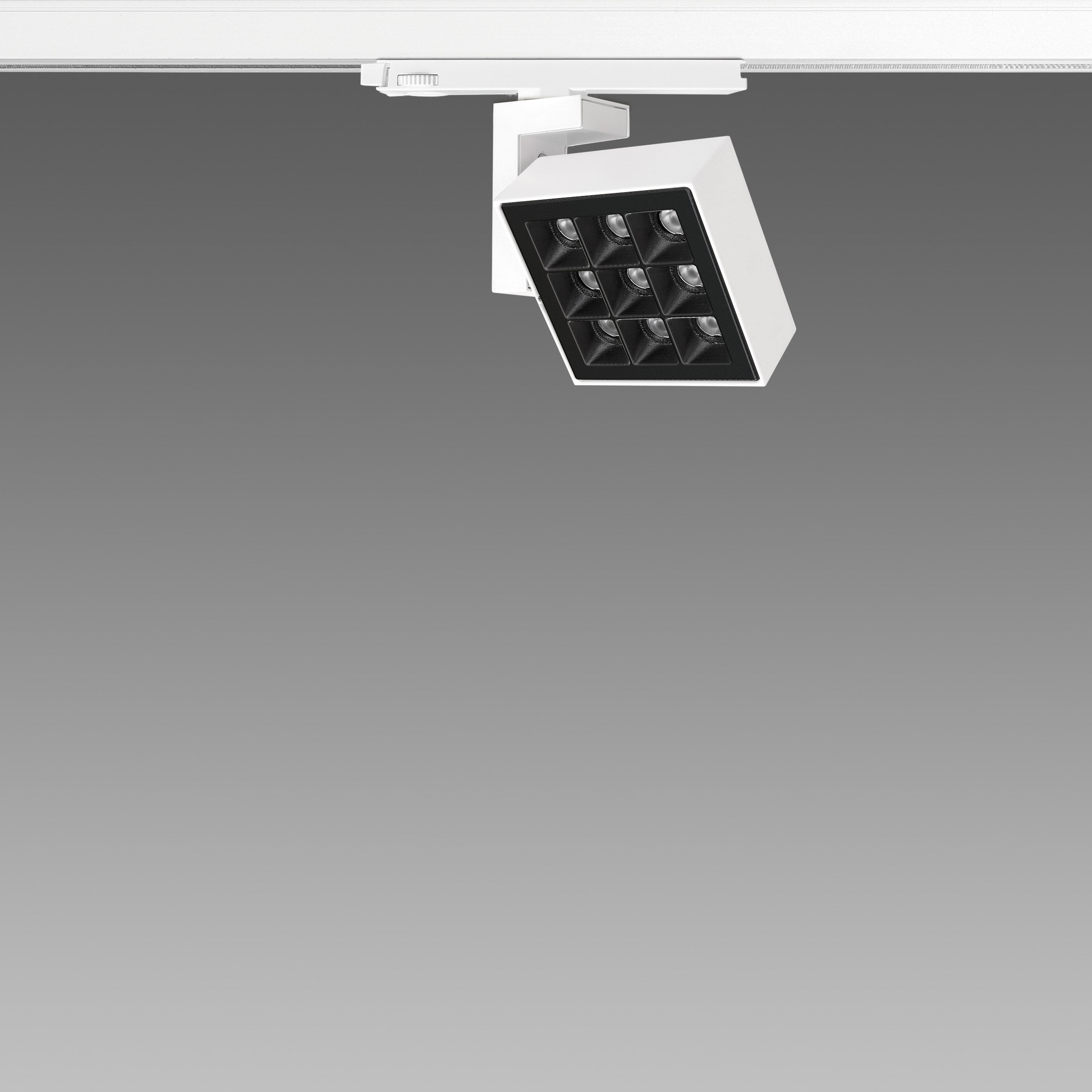 FOSNOVA - FOS2210303500 MATRIX Q9 1030 28W 4K 50 CLD NER DARK