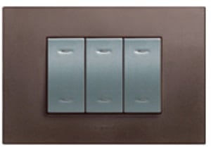 LEGRAND - LEG685805 VELA QUADRA-100 PER 100 CACAO 3M