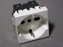 LEGRAND - LEG687016 VELA BIANCA - STADARD TEDESCO/ITALIANO P