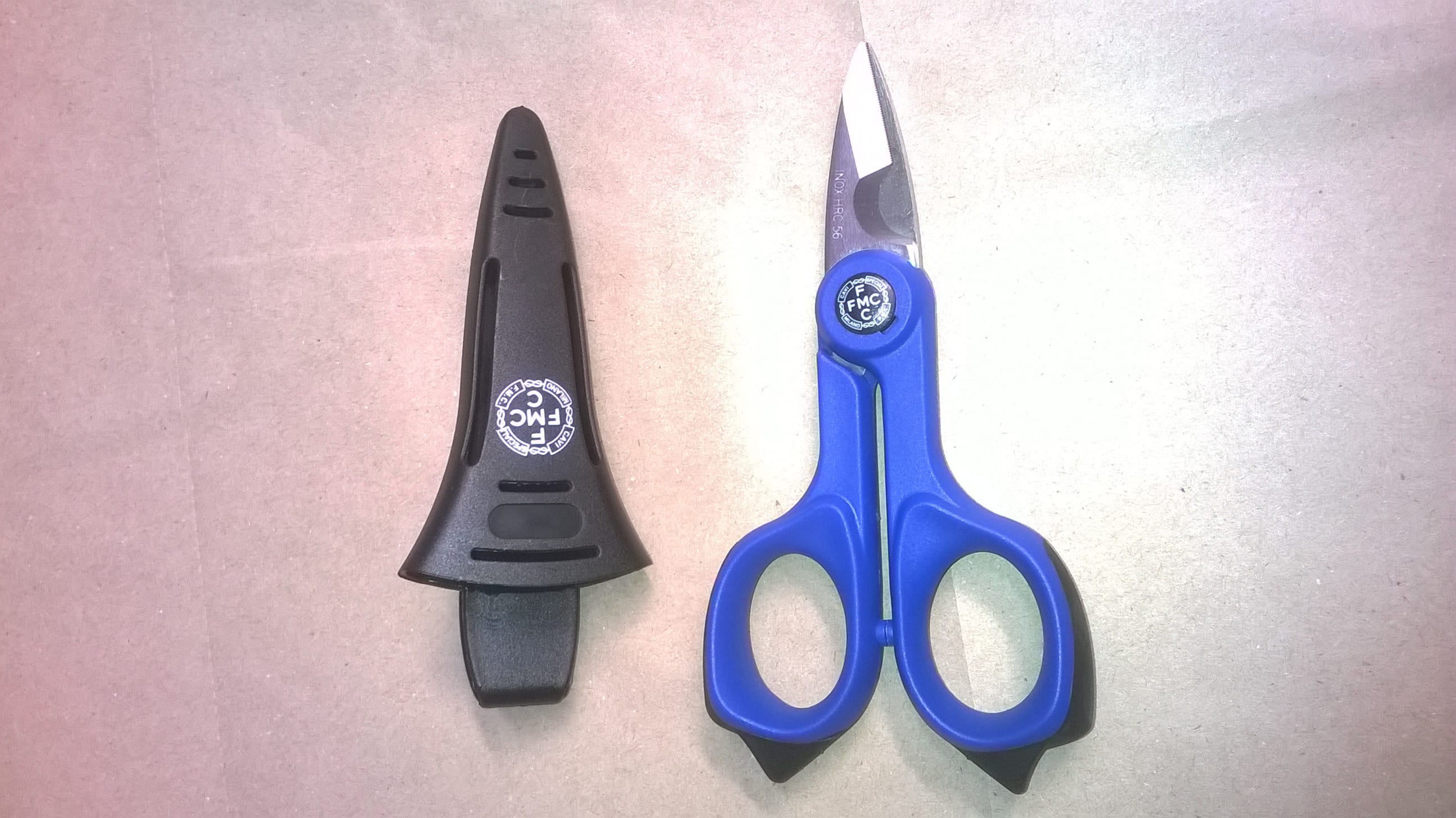 MICRO TEK SRL - MIKMO-220/PT FORBICE SPELLACAVO PROFESSIONALE ISOLATA