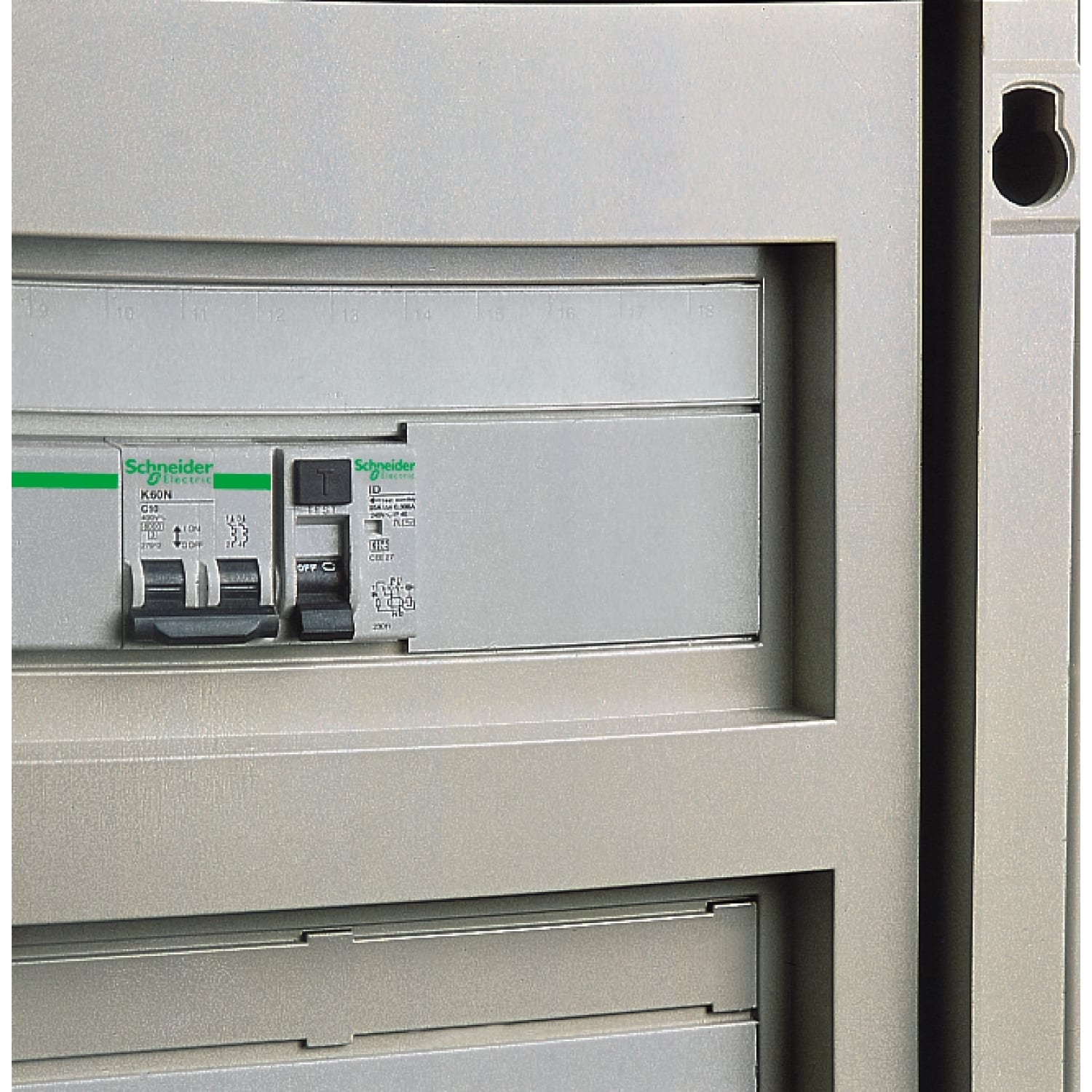SCHNEIDER ELECTRIC - SNRNSYATP24DTM Copriforo 24 moduli
