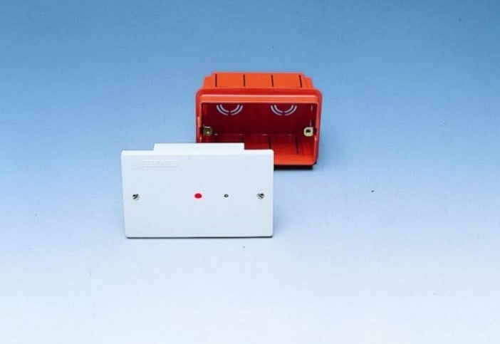 TECNEL TECNOLOGIE EL - TTETE3831 SENSORE IR MONOF. I.RED-VM SC 503 10A 2