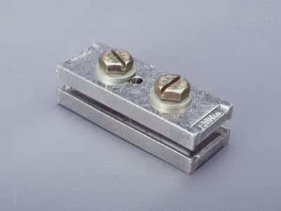 WOEHNER ELECTROTECHN - WOH01141000 CONN. LONG. X BARRE 20-30X 5/10, L= 95MM