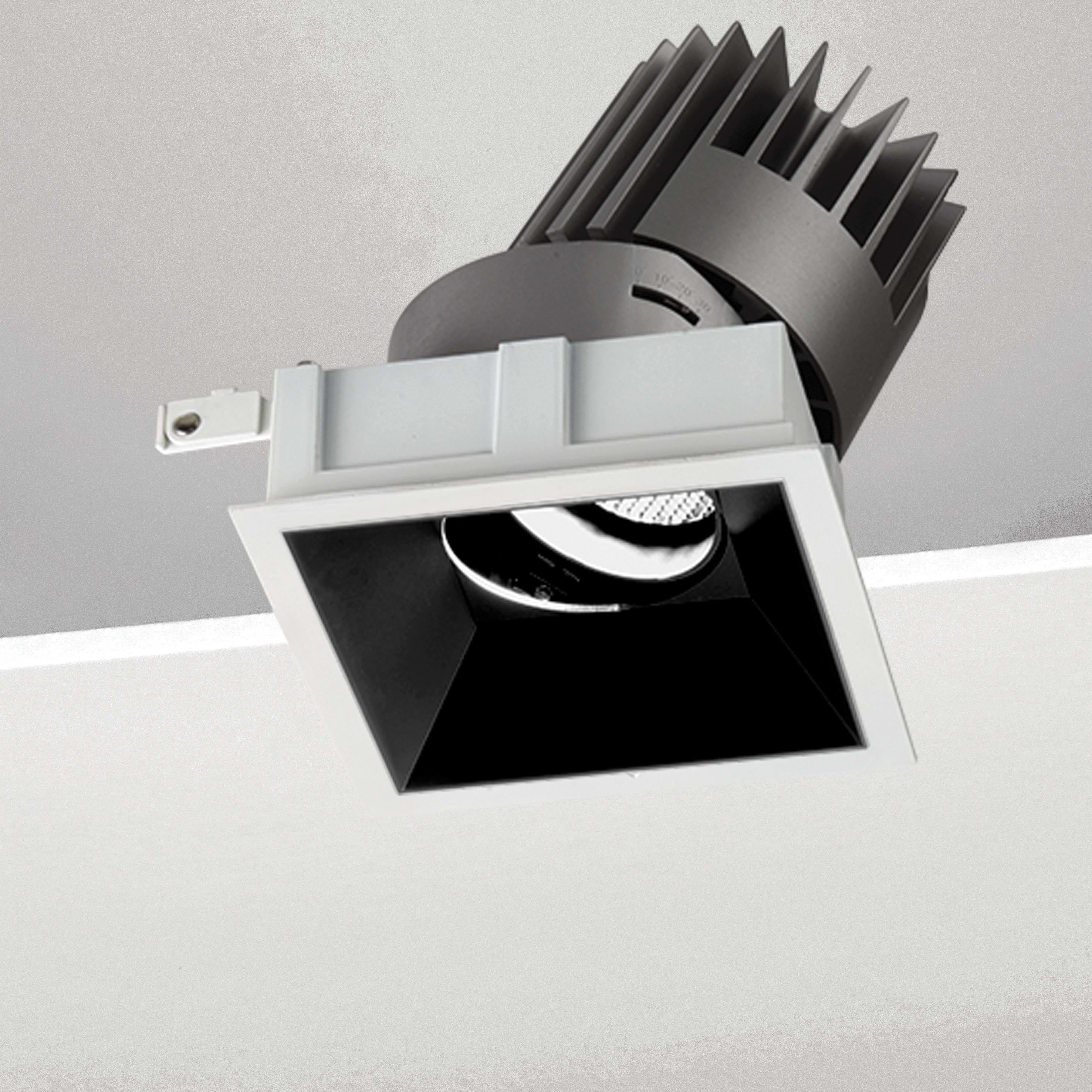 NOBILE ITALIA - NOBM3SA/CF/3K38/B6 INCASSO ORIEN. QUAD./C L150 38W 3K NE