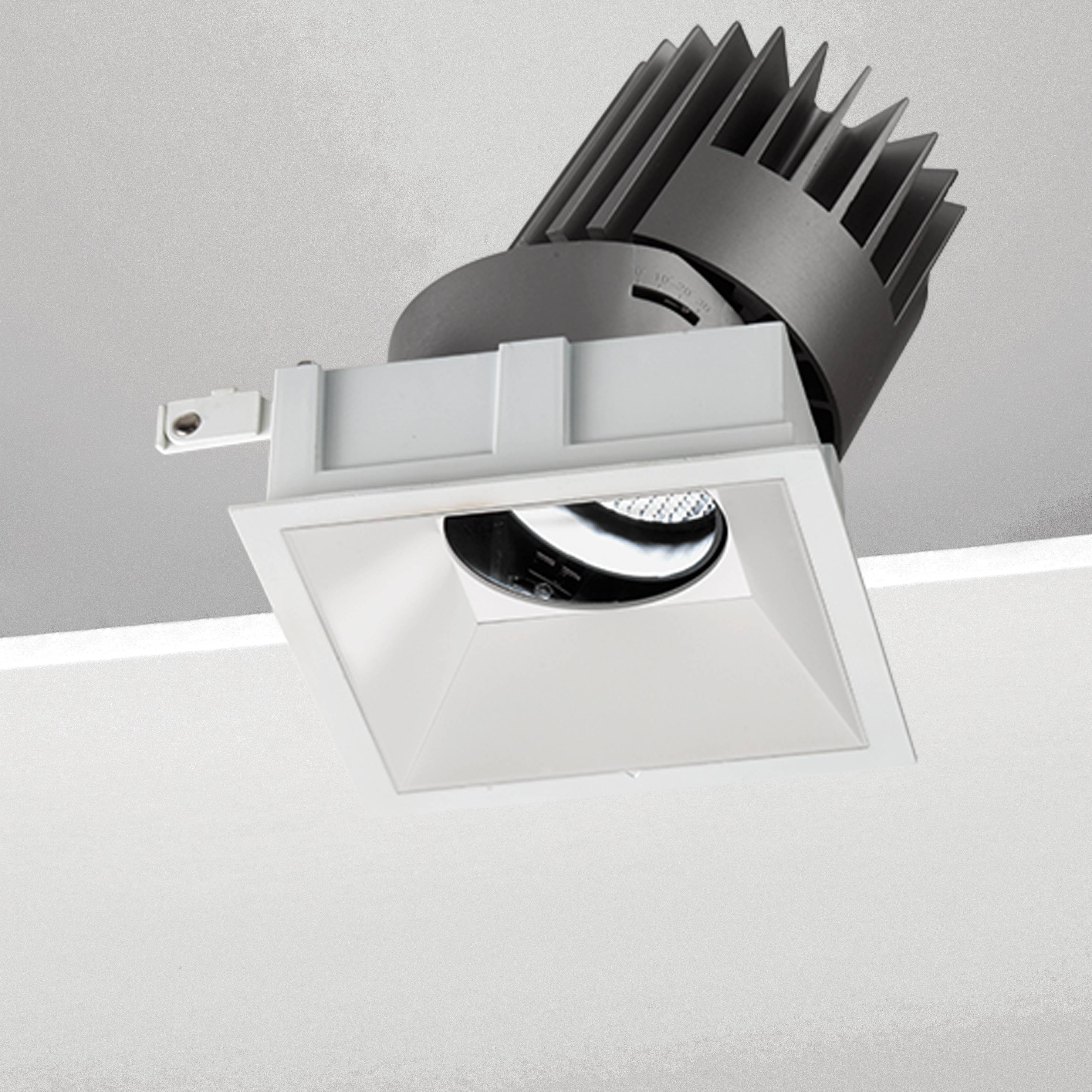 NOBILE ITALIA - NOBM3SA/CM/4K25/W1 INCASSO ORIEN. QUAD./C L150 25W 4K BI