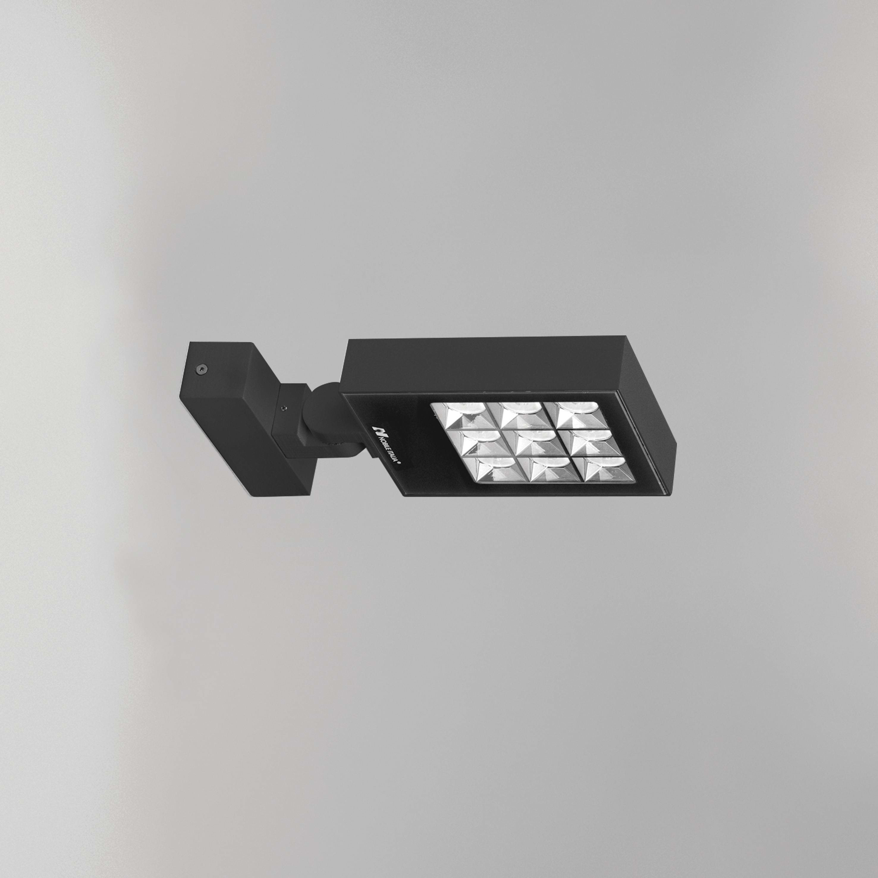 NOBILE ITALIA - NOBPRO32/N/4K/A PROIETTORE 32W 4K CRI90 IP67 230V NA