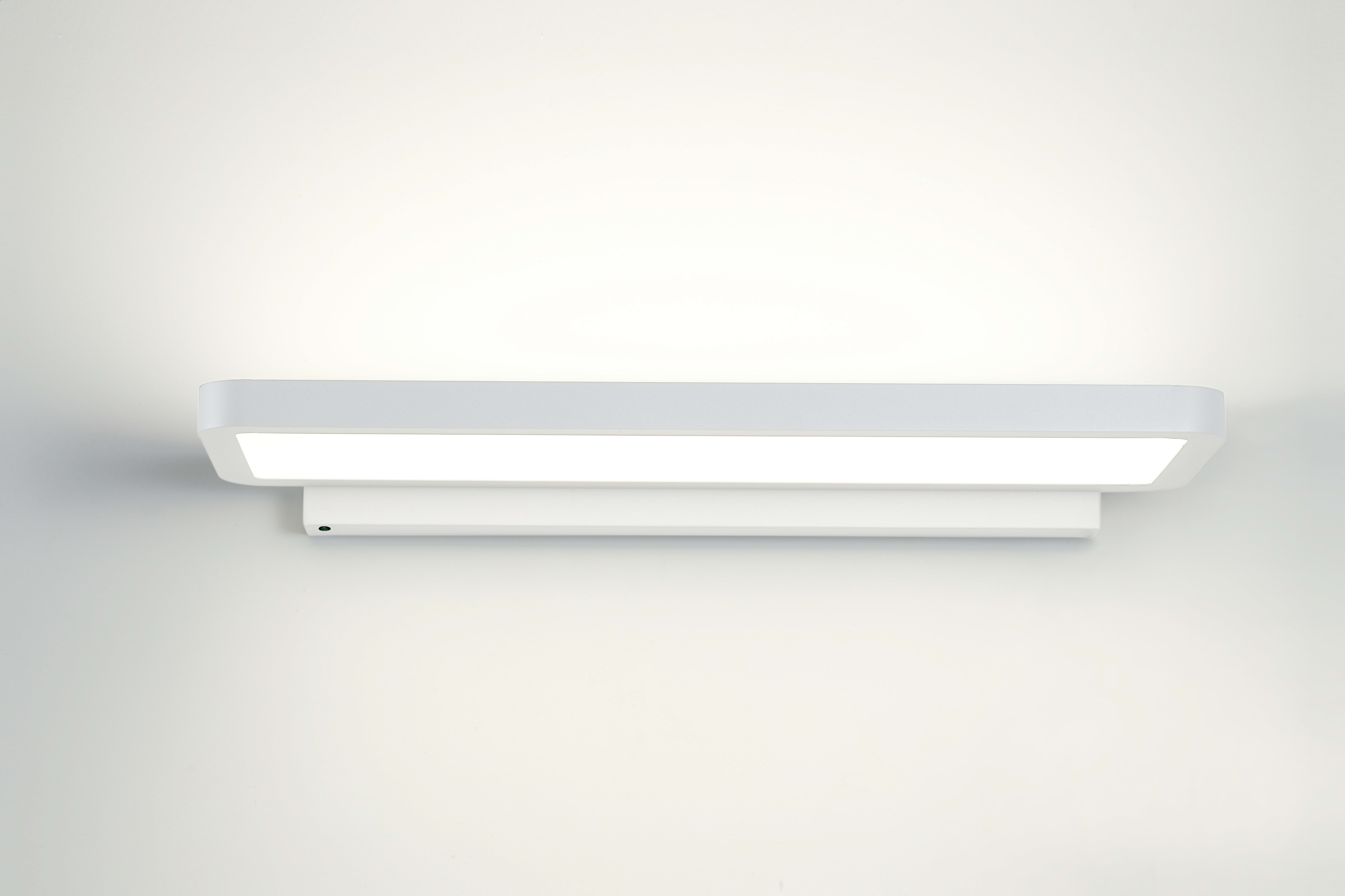 FEILO SYLVANIA ITALY SYL0042987 AREUM WALL D/I 600 4000K DALI EMERG BIAN