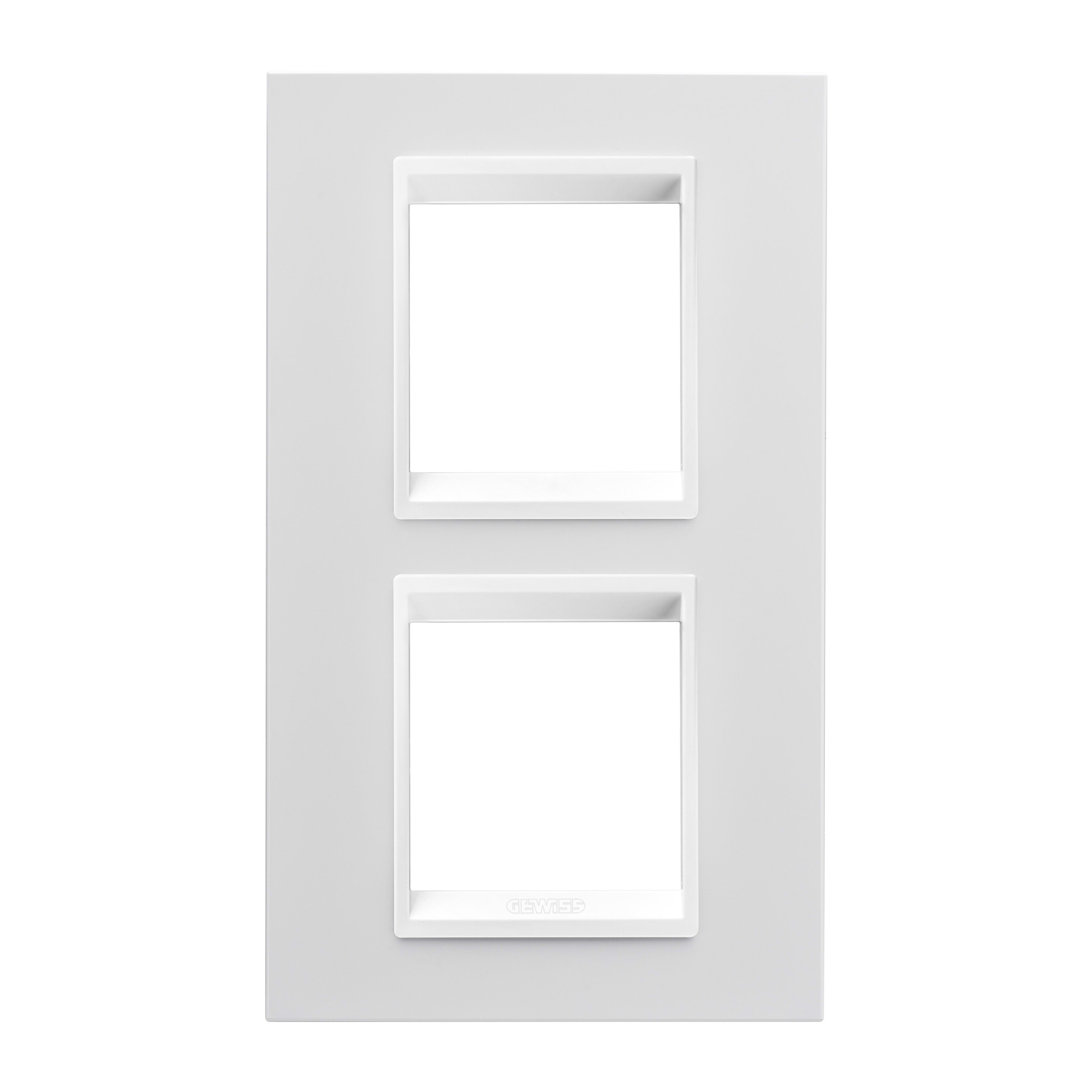 GEWISS - GEWGW16224YB PLACCA LUX INTERNATIONAL - IN TECNOPOLIMERO - 2+2 POSTI VERTICALE INTERASSE 71mm - BIANCO MONOCHROME - CHORUSMART