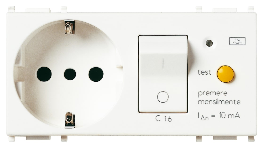 VIMAR SPA - VIW14286 PRESA 2P+T16A P30 INTB+MTDIFF C16 BIANCO