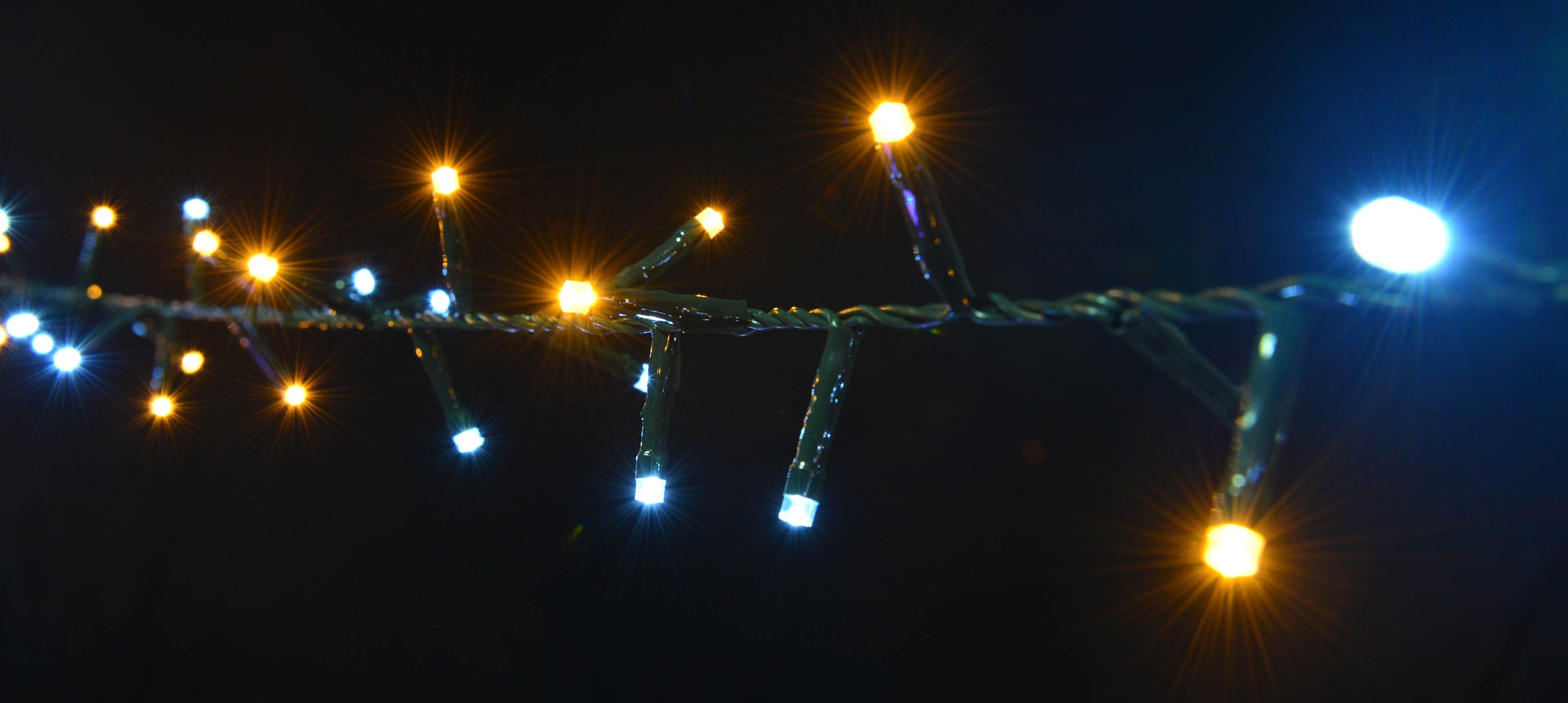 GIOCOPLAST NATALE SP - GCP14515442 SNAKE 480 LED B+B.CALDO L.FISSA LUCI12,5