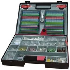 GRAFOPLAST SRL GRA050C/01 TRASP CASE CON ASSORTIMENTO PRODOTTI ITA