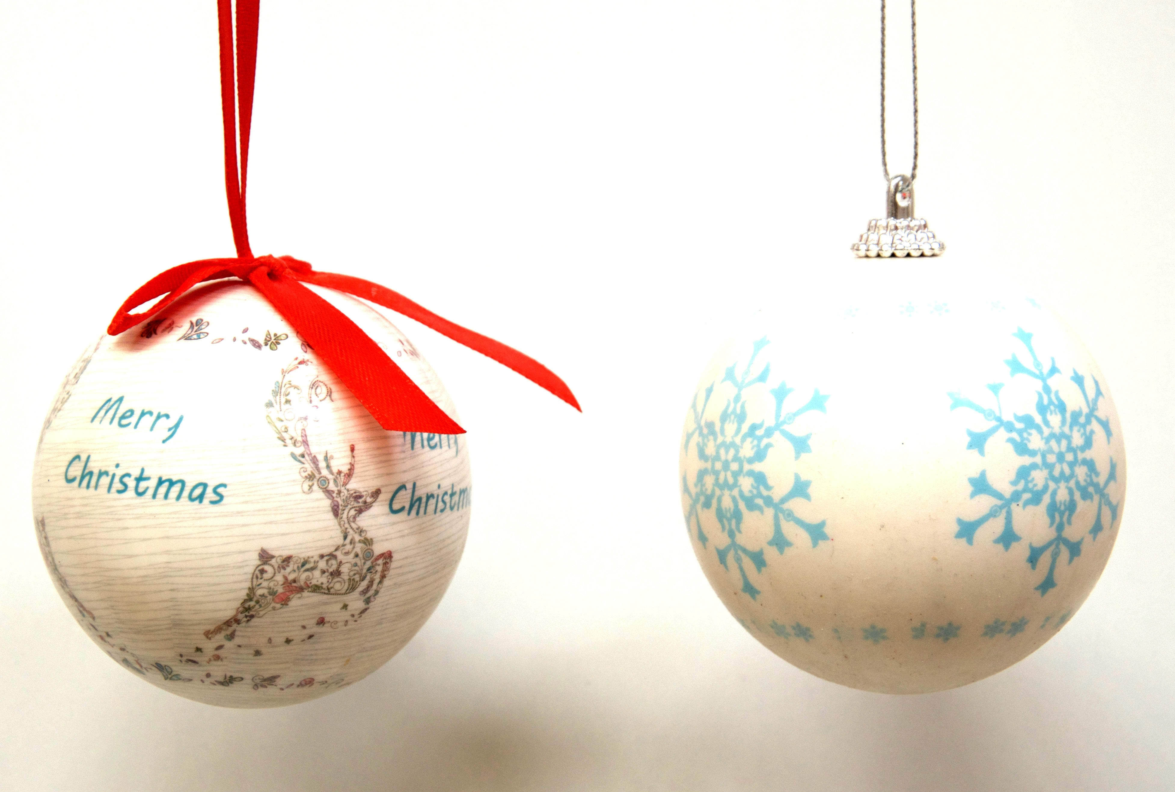 GIOCOPLAST NATALE SP GCP42015397 SFERA VINTAGE 75MM,DEC ASS BIANC.IN DISP