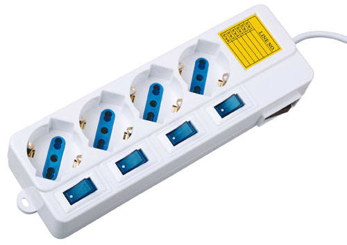 MELCHIONI SPA - MEM492518054 MULTIPRESA BIANCA N4OPRESE CON INTERRUTT