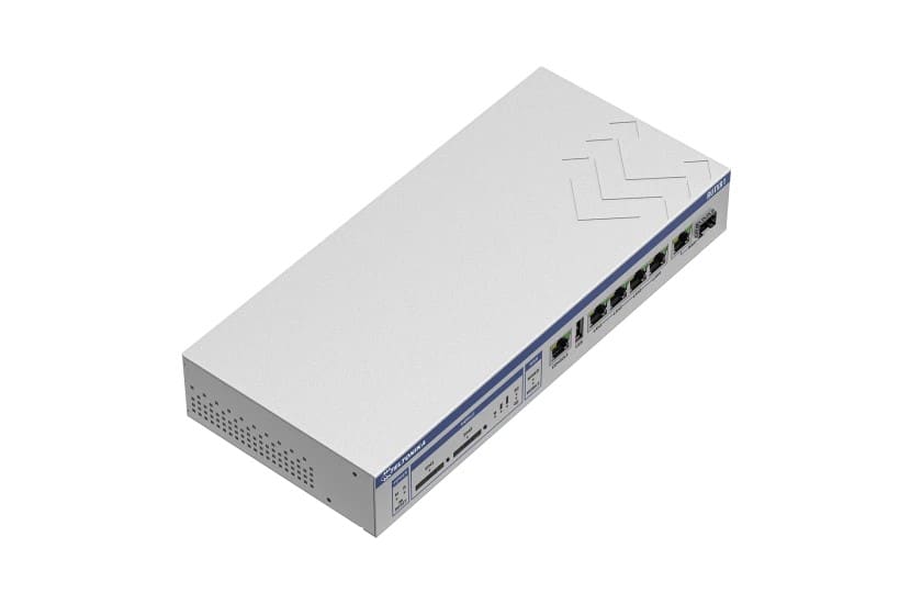 TELTONIKA NETWORKS TTKRUTXR1000000 ROUTER MONTAGGIO SU RACK CAT6 SFP