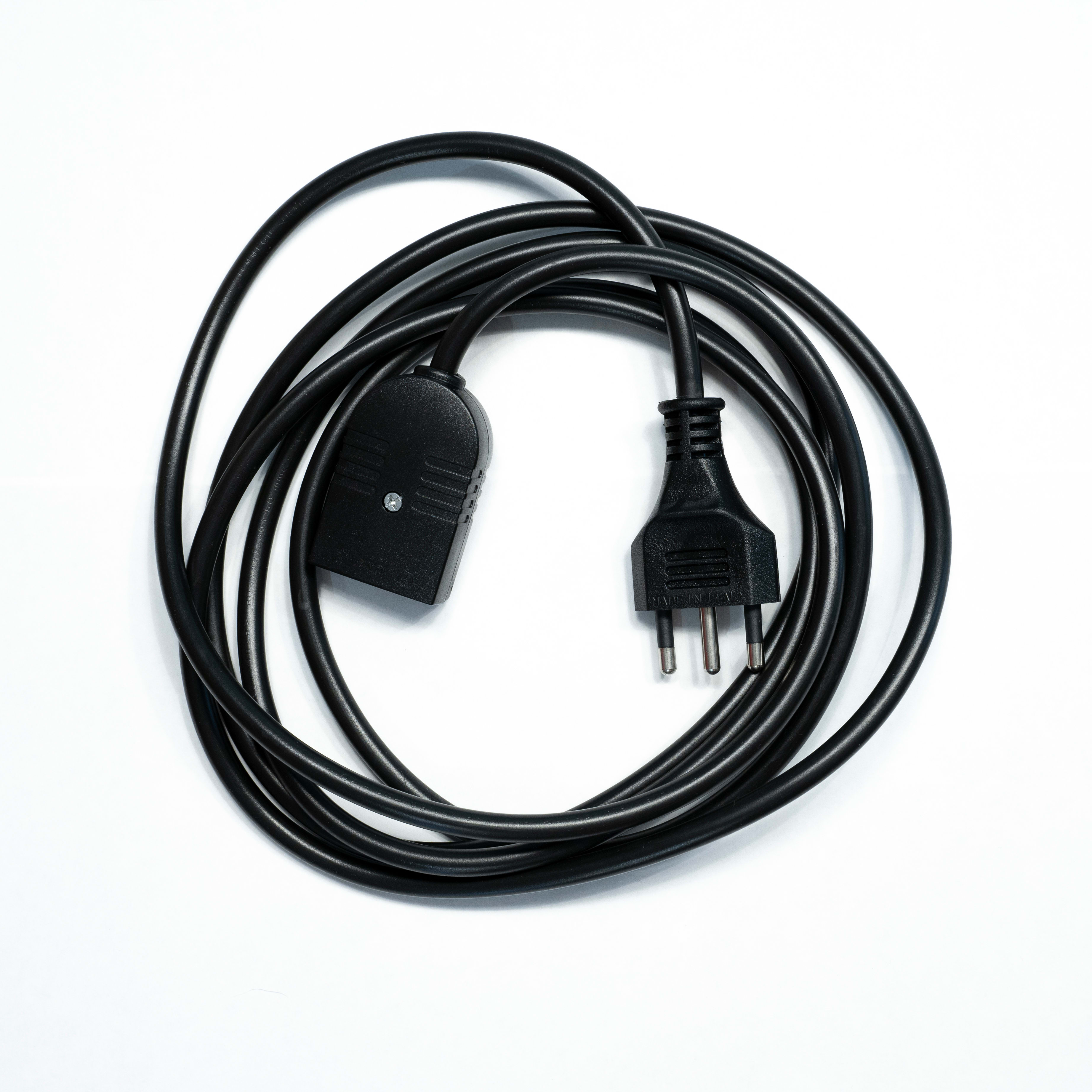 LE PROLUNGHE SAS PRG5024/5-N PROL.LIN.3G1 MT.5 PR.10/16A+SP.16A NE
