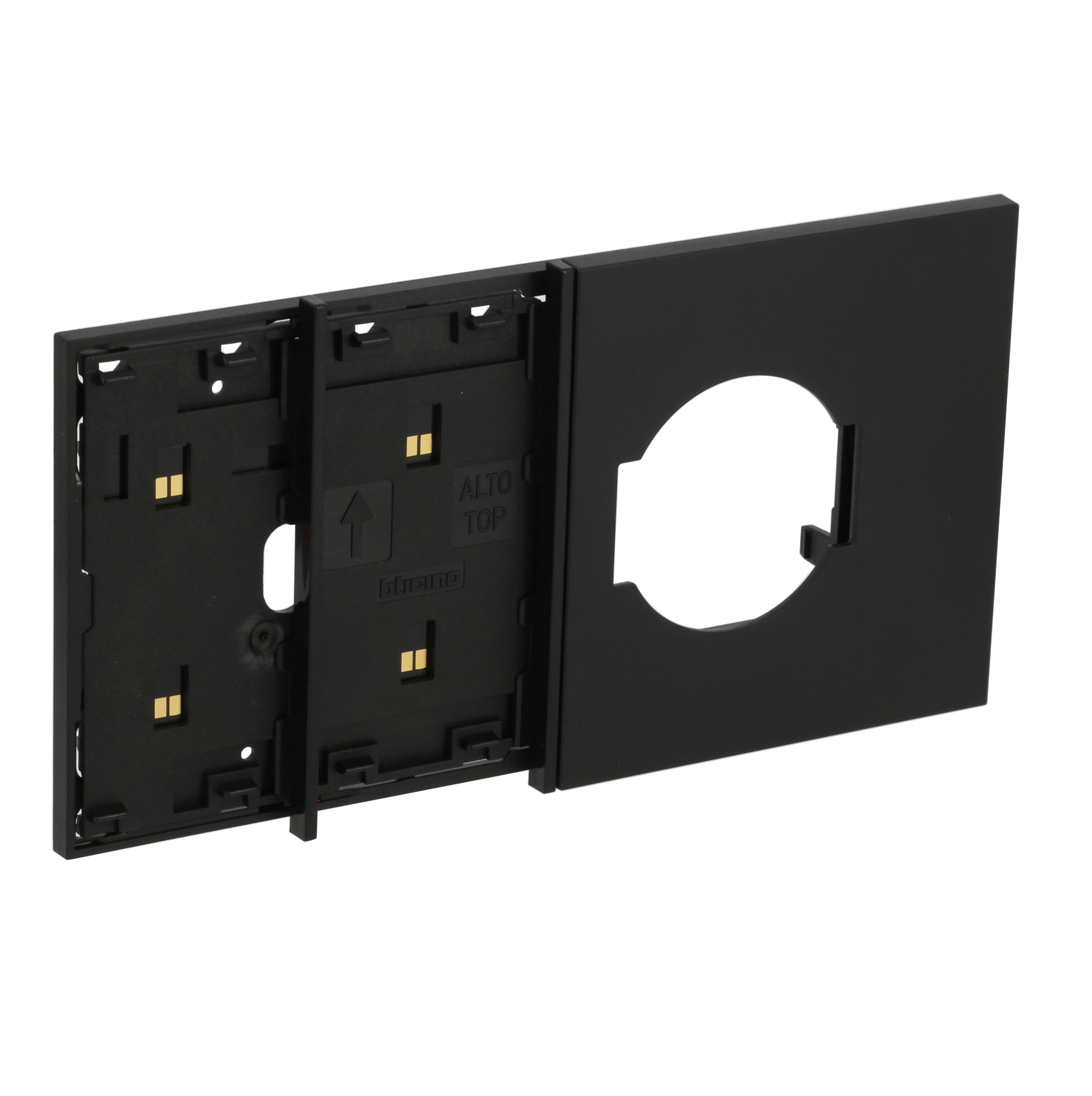 BTICINO BTIKG8104M03 L.NOW - FRAME 4M NERO MOSTR PRESA SCHUKO