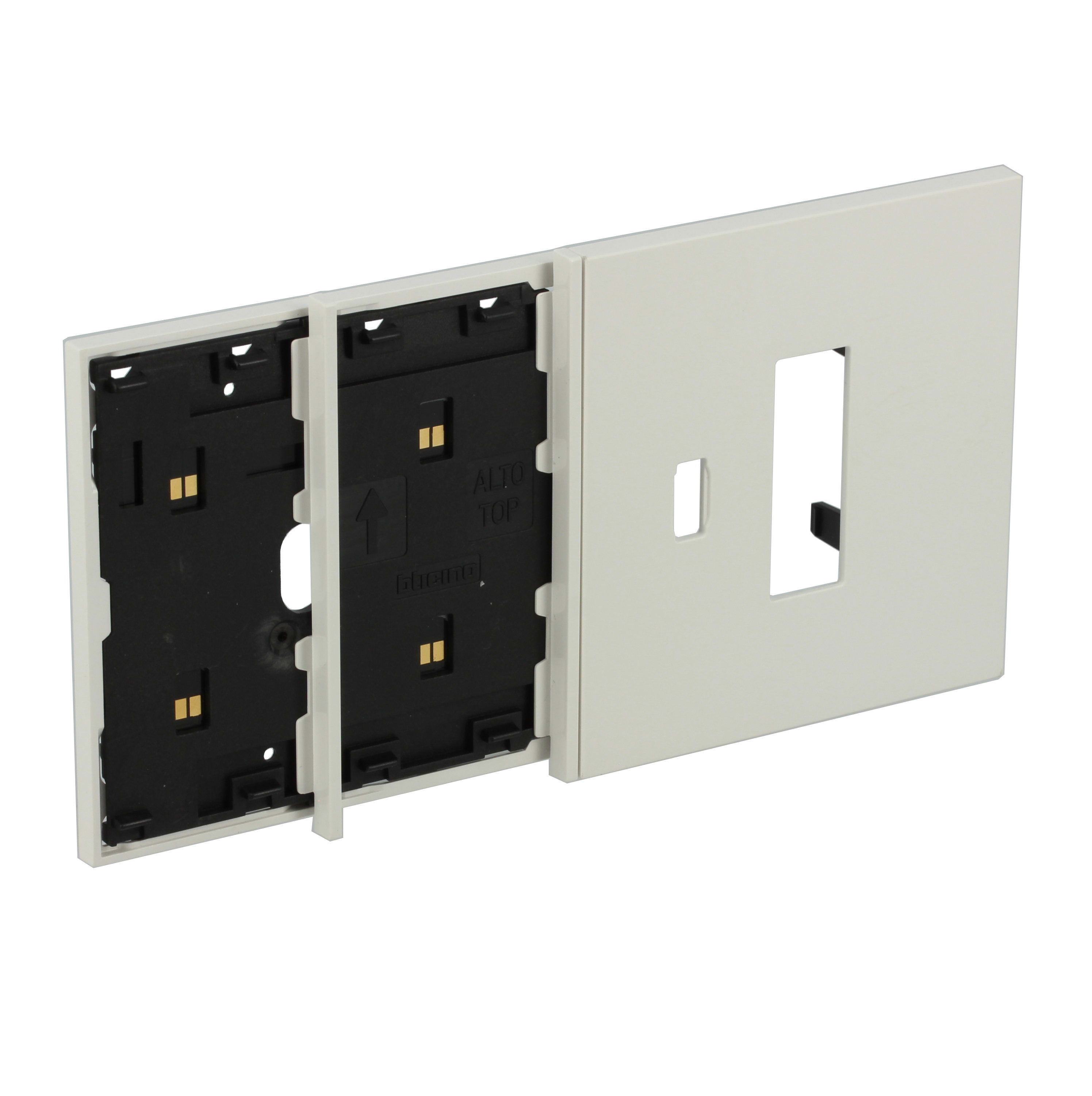 BTICINO BTIKW8104M10C L.NOW - FRAME 4M BIANCO MOSTR PRESA + US